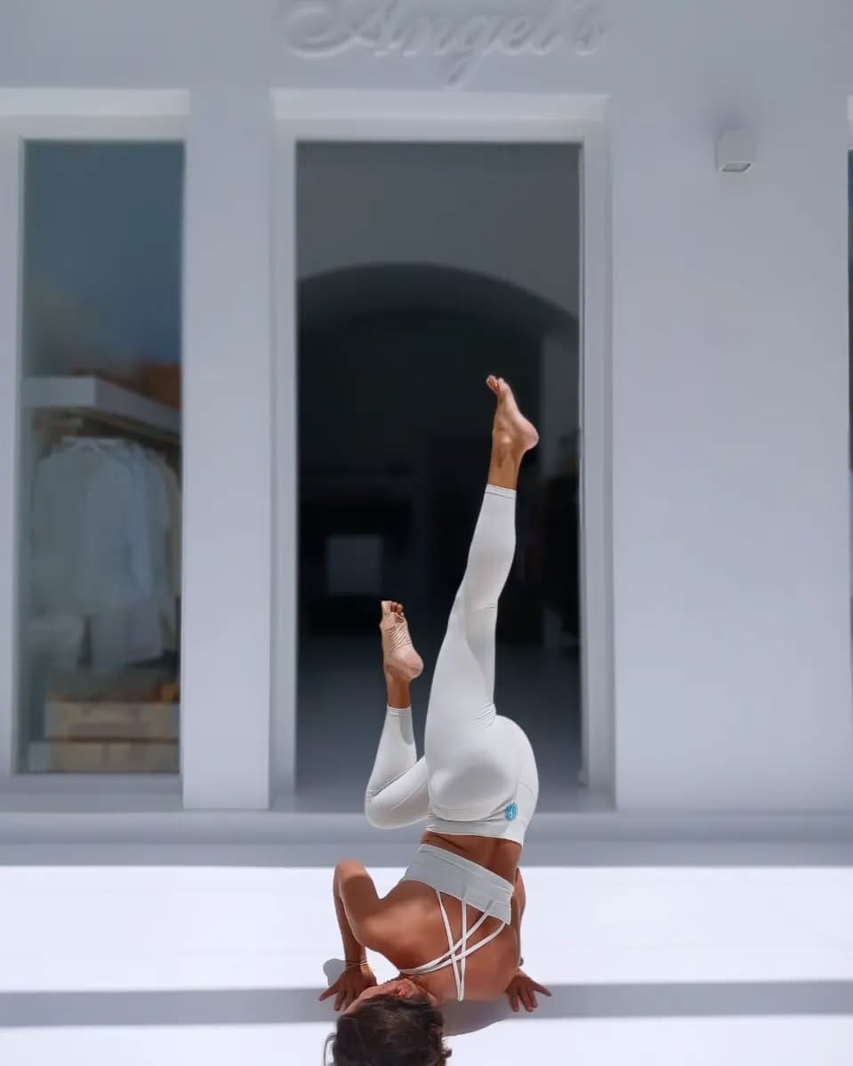 Post 6 by Myria Zanetti Yoga on Instagram (image)