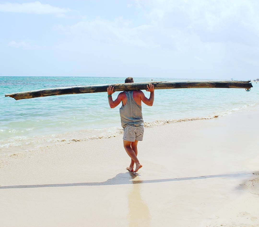 Post 10 by Andre Schmitz on Instagram (image)