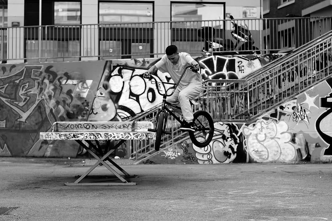 Post 8 by Juanje Trujillo on Instagram (carousel)
