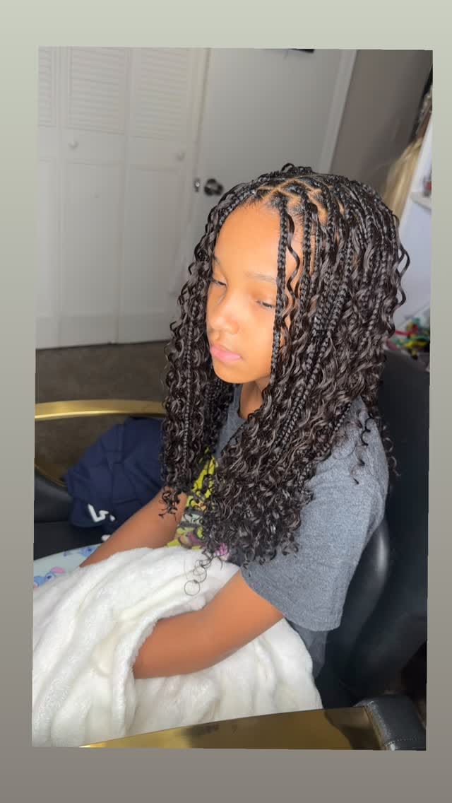 Post 9 by Alopecia Braider on Instagram (video)
