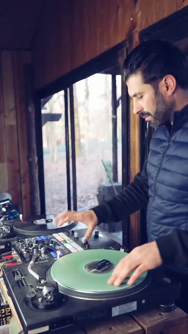 Post 2 by DJ M1 on Instagram (video)