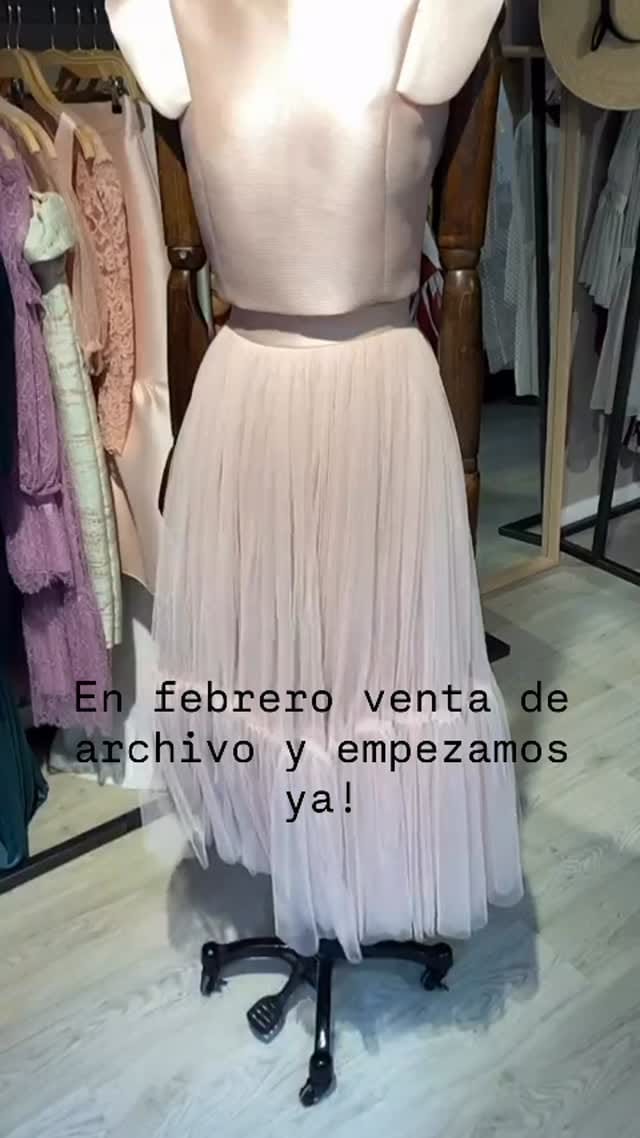 Post 8 by Love Vega on Instagram (video)