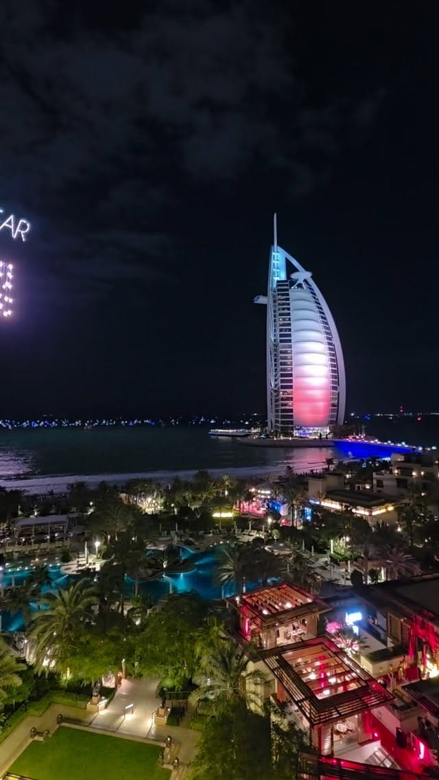 Post 4 by Mustafa Alaydaroos on Instagram (video)