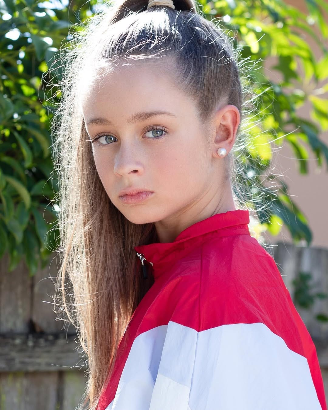 Post 4 by Isla Rose Sinclair on Instagram (image)