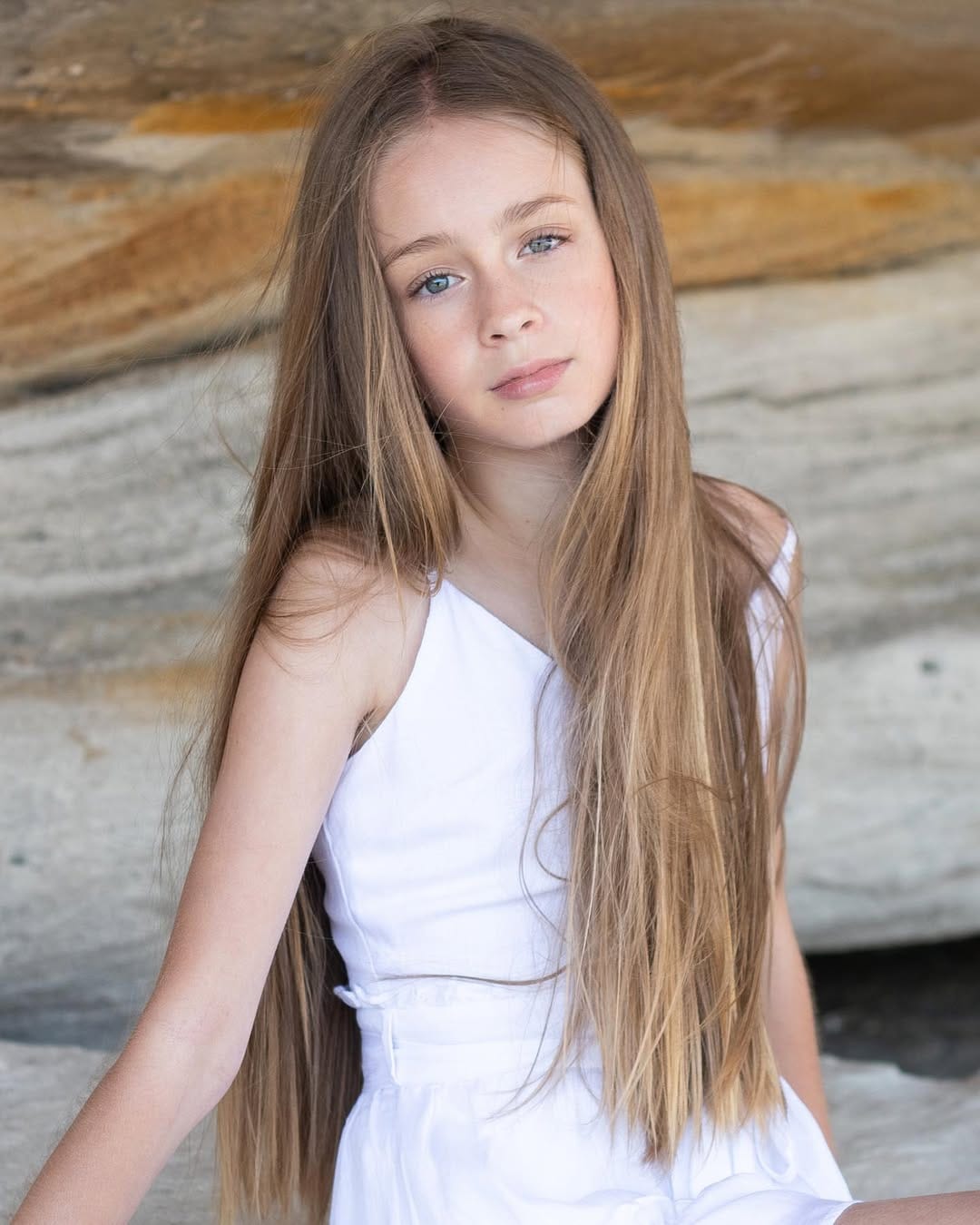 Post 2 by Isla Rose Sinclair on Instagram (image)