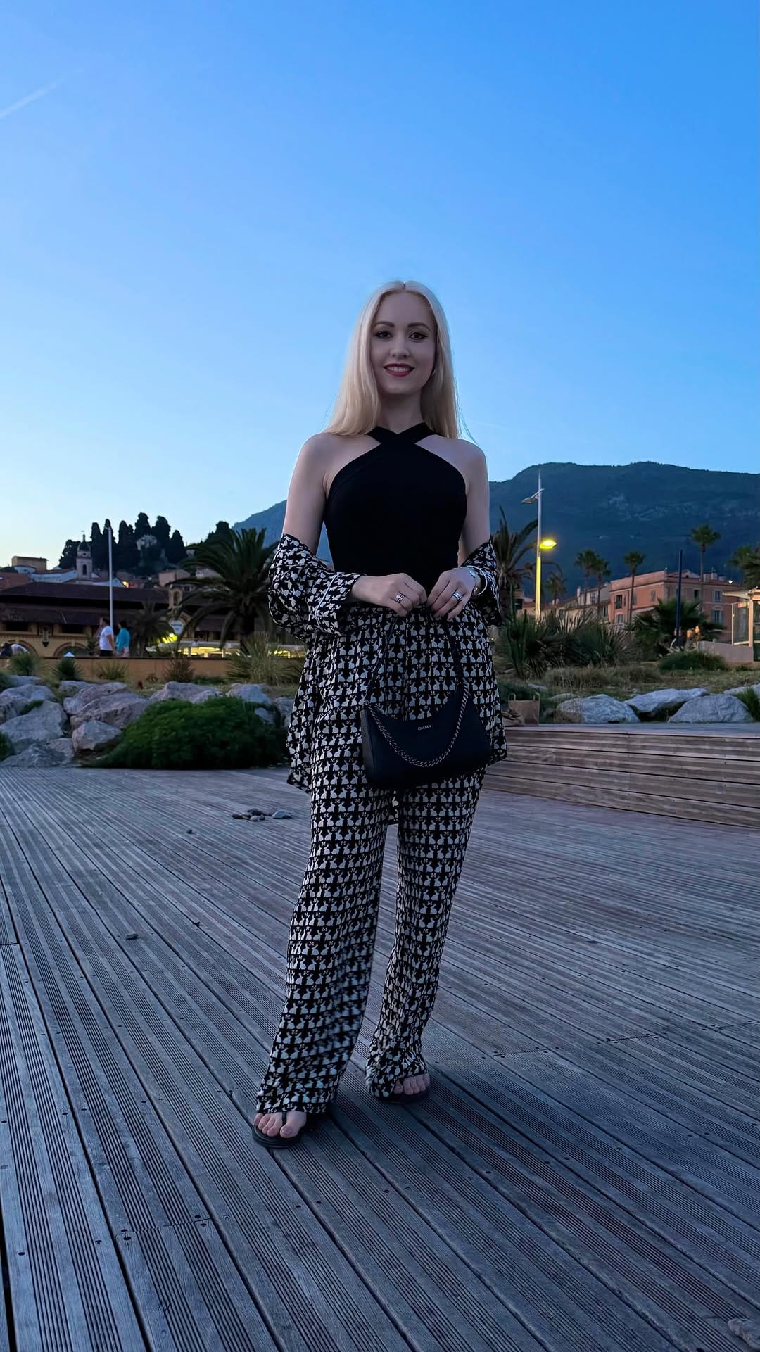 Post 6 by Dina Tsekhova on Instagram (video)