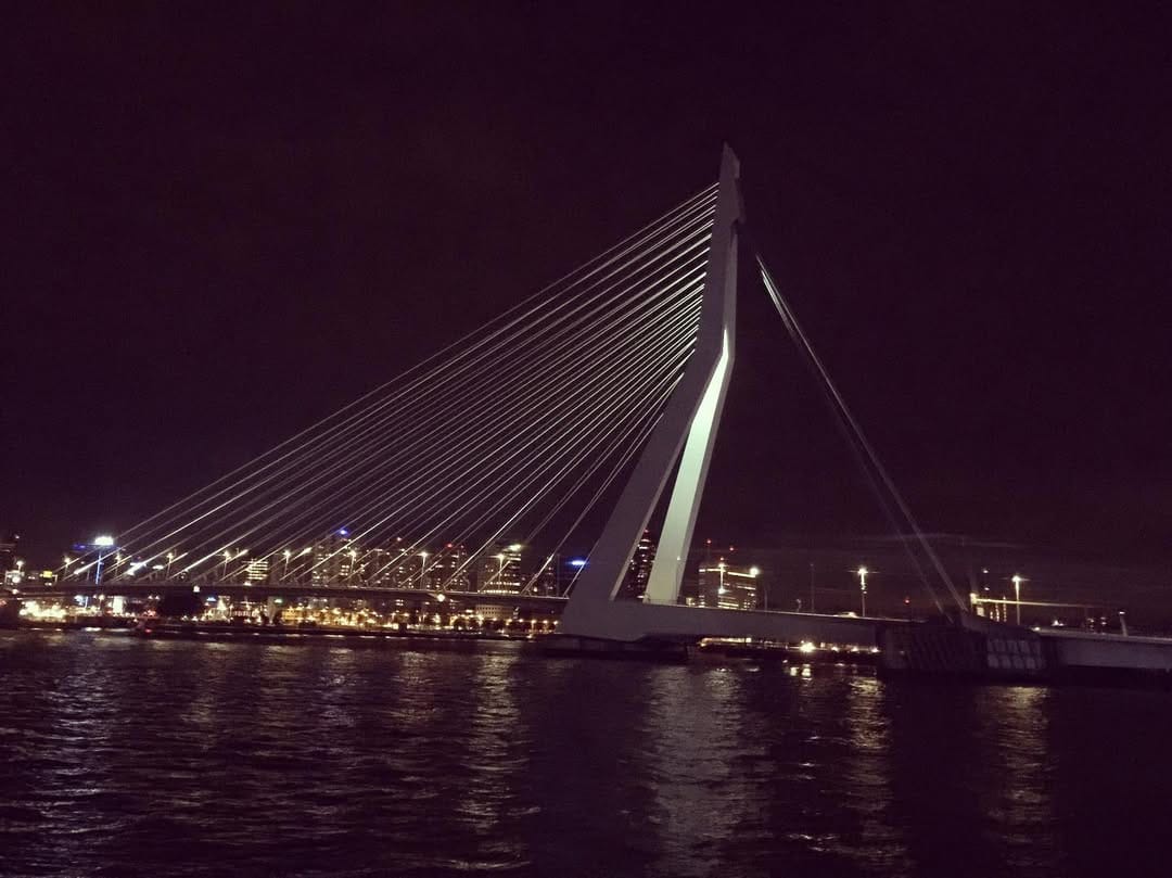 Post 5 by Timo Sneijder on Instagram (image)