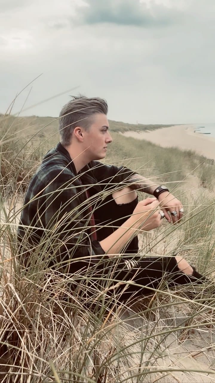 Post 9 by Kevin on Instagram (video)