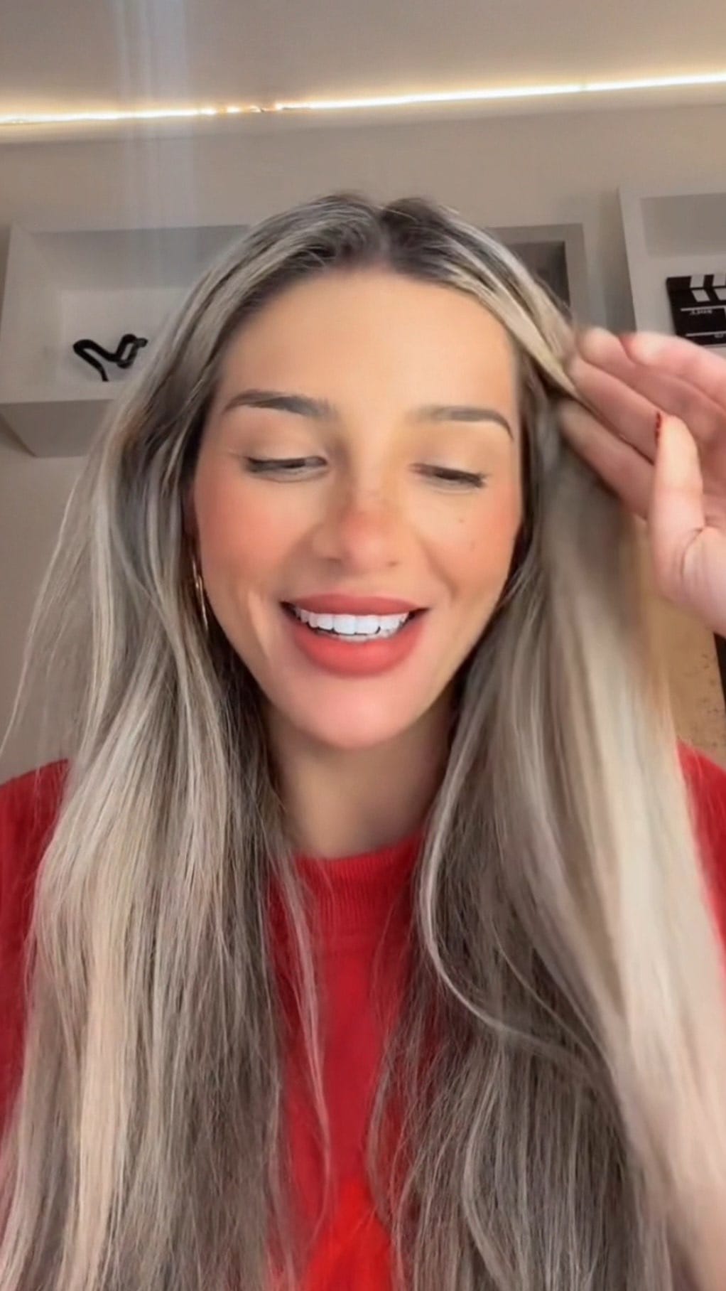 Post 4 by Vitória Wilbert on Instagram (video)