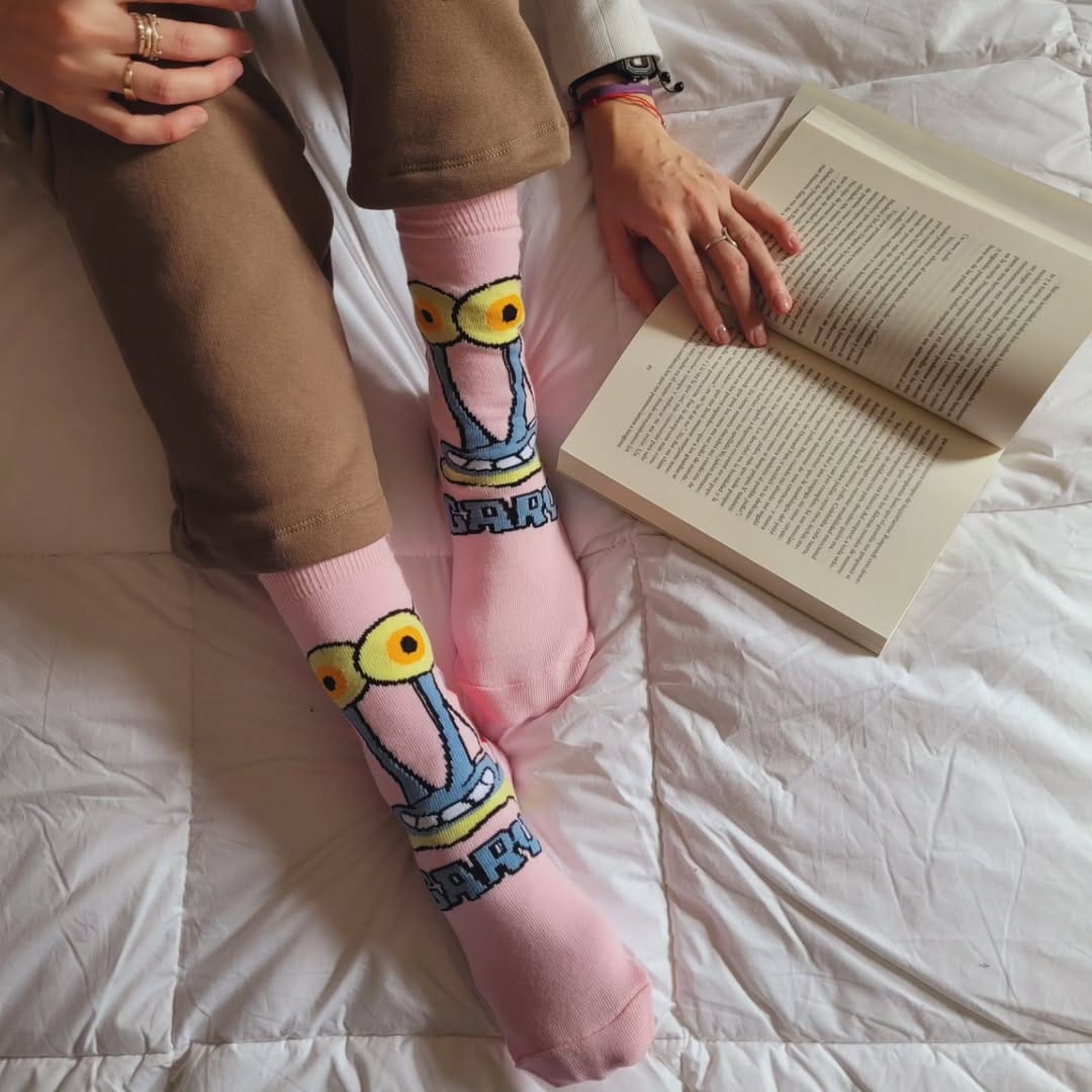 Post 9 by Medias con mucha onda 🧦 Comic Socks on Instagram (carousel)