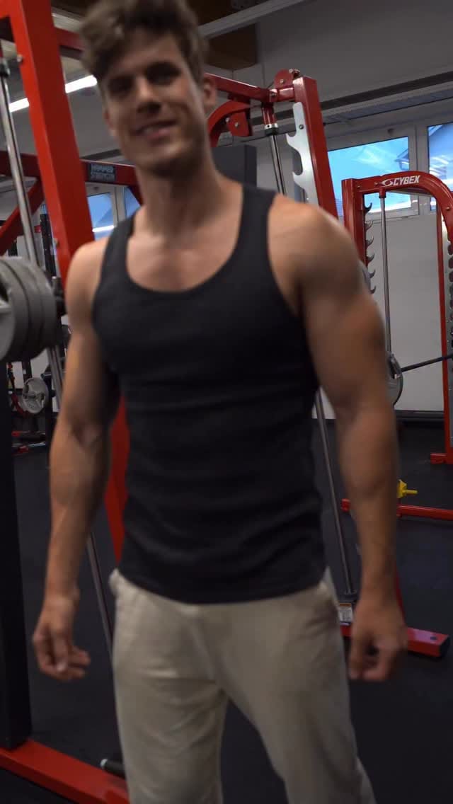 Post 7 by Stefan Petrov on Instagram (video)