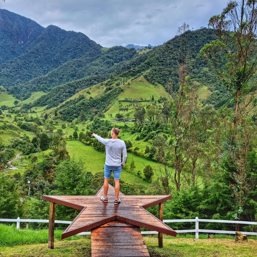 Post 9 by Kevin Travel on Instagram (image)
