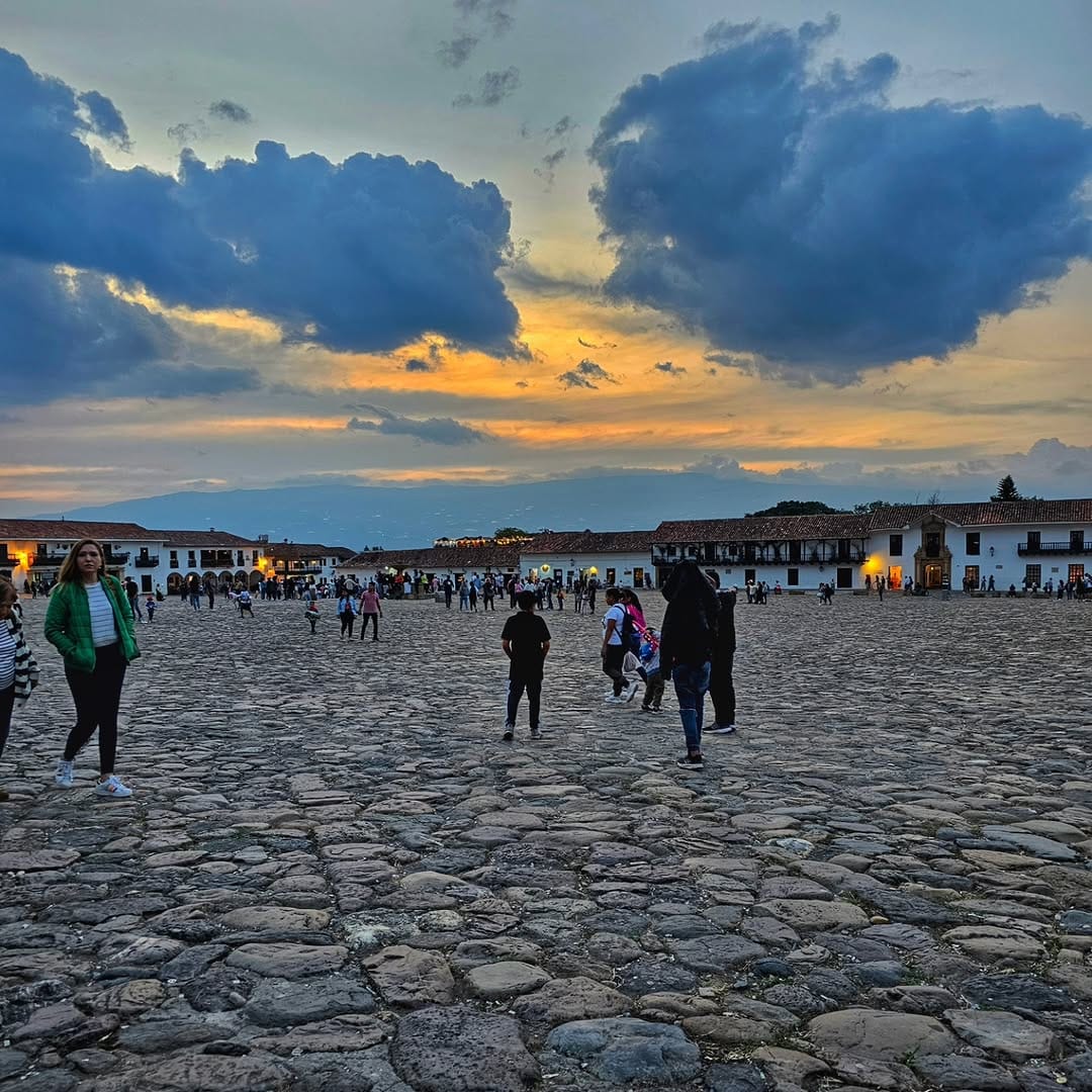 Post 10 by Kevin Travel on Instagram (image)