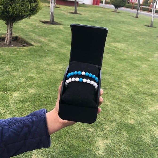 Post 3 by Brazaletes & Accesorios F A on Instagram (image)