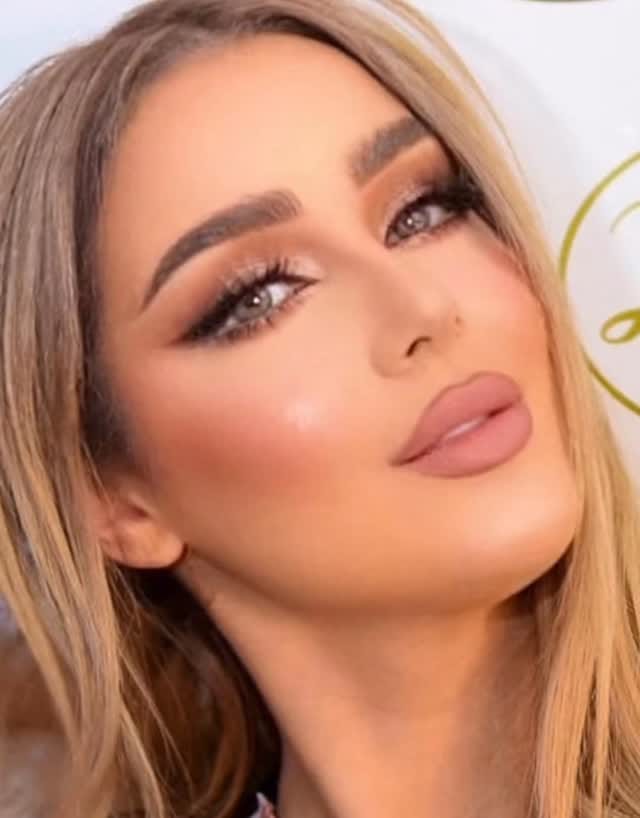Post 1 by beauty expert on Instagram (video)