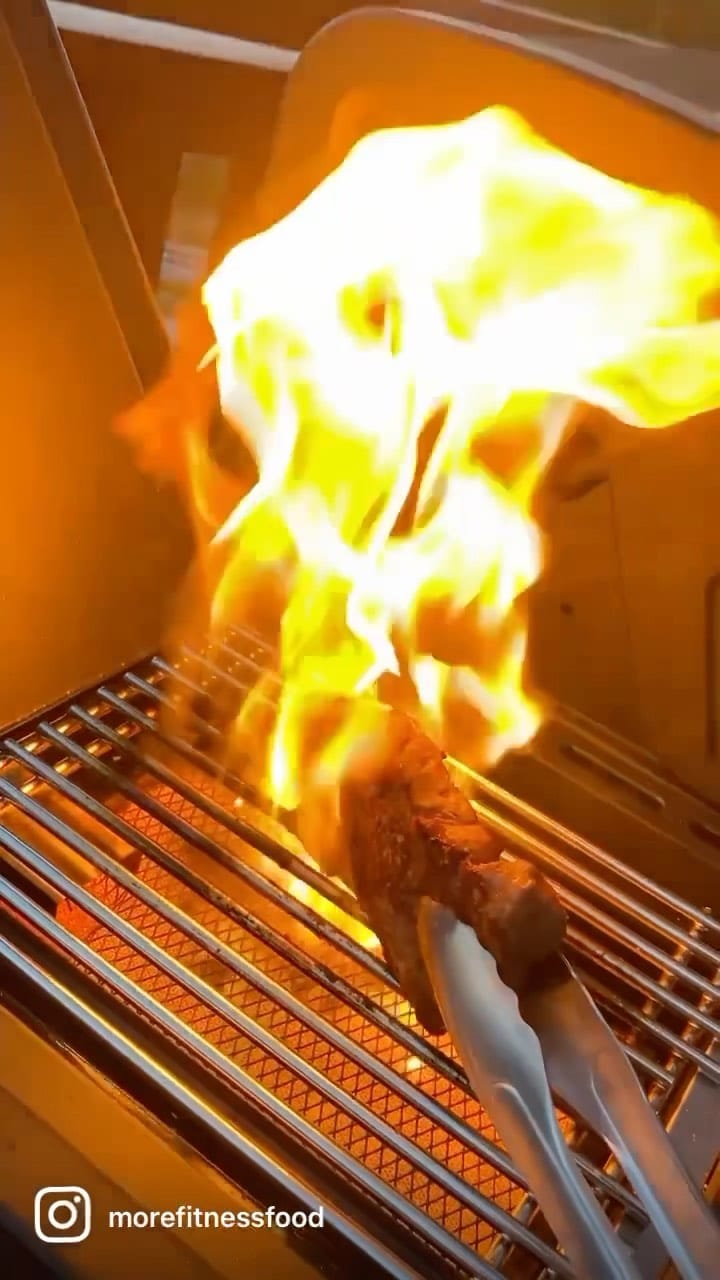 Post 8 by @morefitnessfood on Instagram (video)