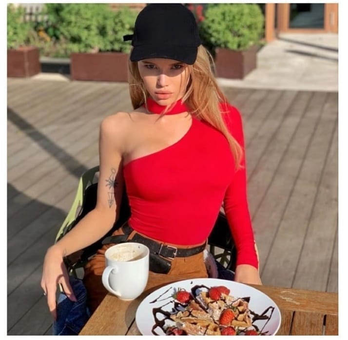 Post 8 by Gole.ambassadors on Instagram (carousel)