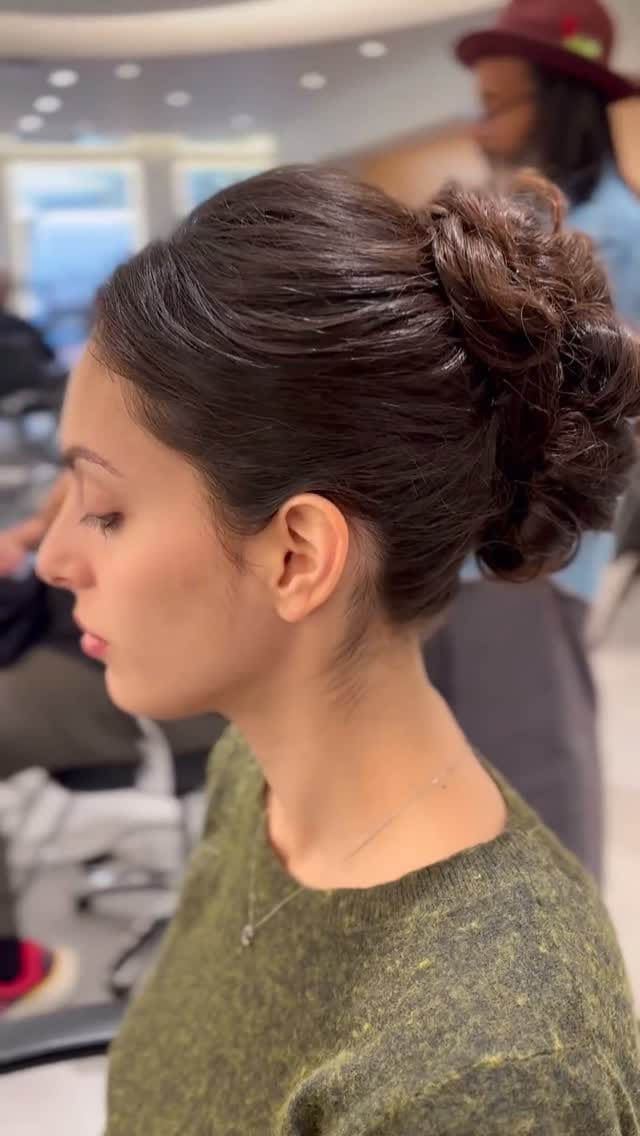 Post 1 by Salon Mario Russo on Instagram (video)