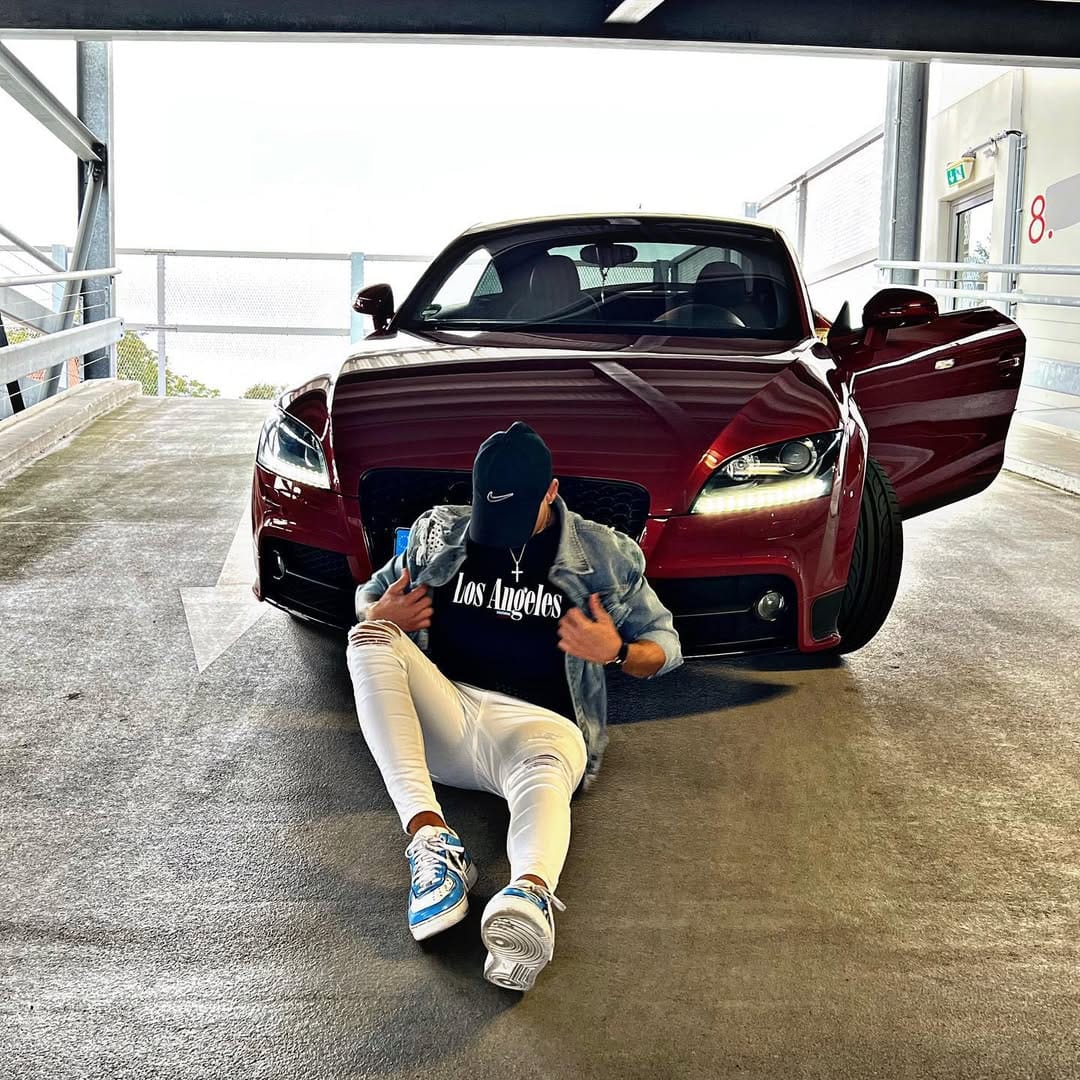 Post 6 by Marcel Musik on Instagram (image)