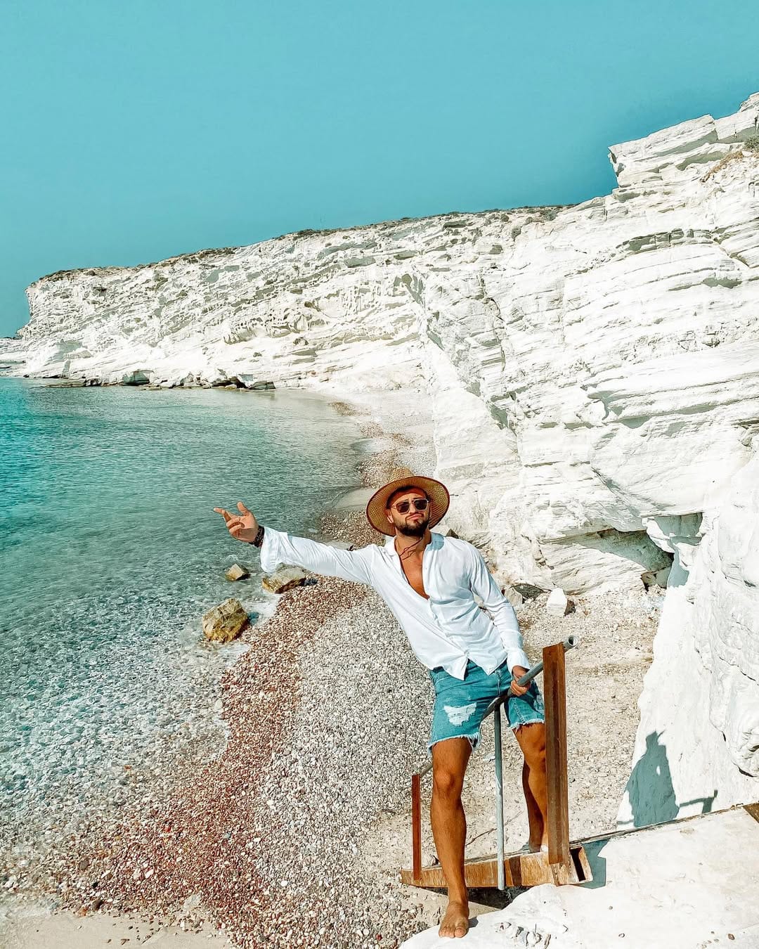 Post 5 by Ömer Atmaz® on Instagram (image)