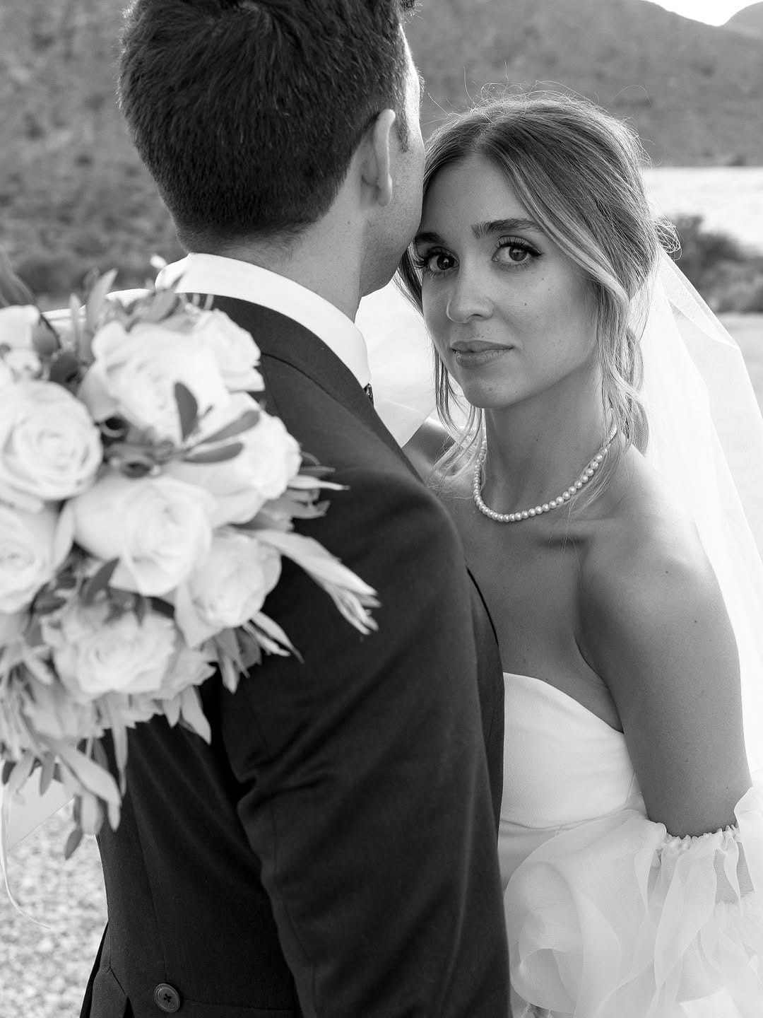 Post 5 by Paula Del Vas  Novias on Instagram (carousel)