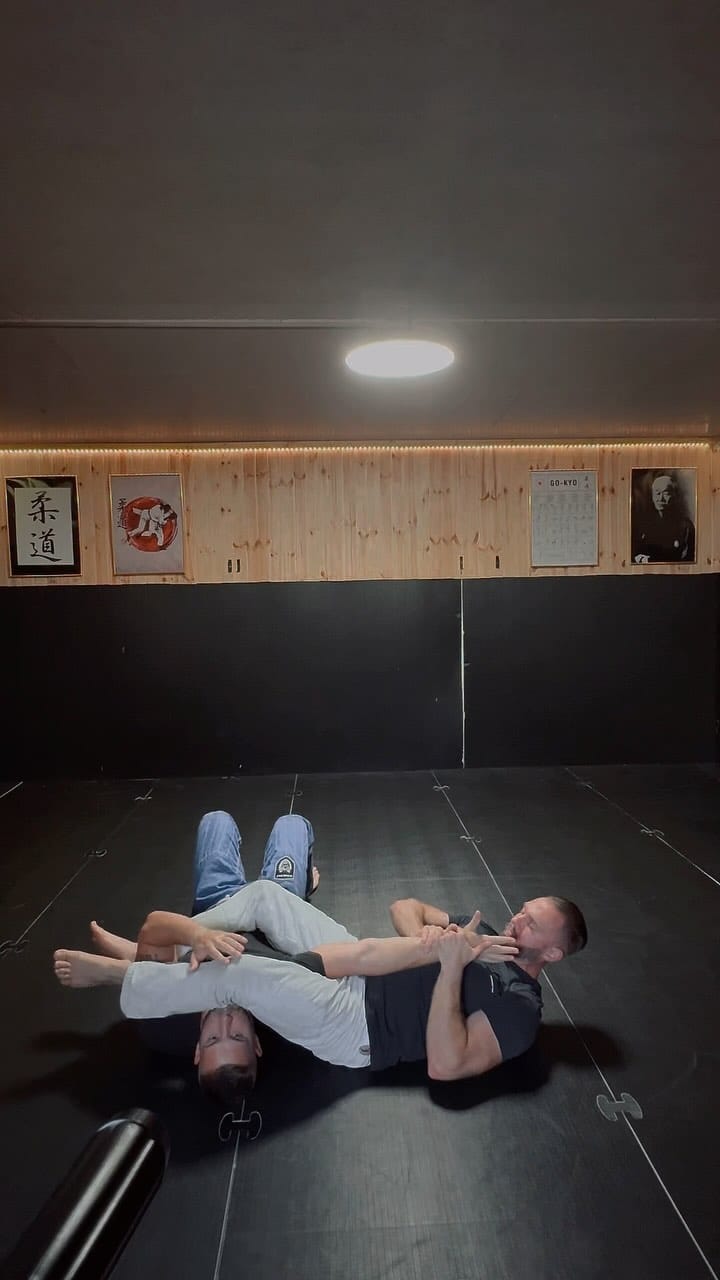 Post 4 by MGMK Brüder on Instagram (video)