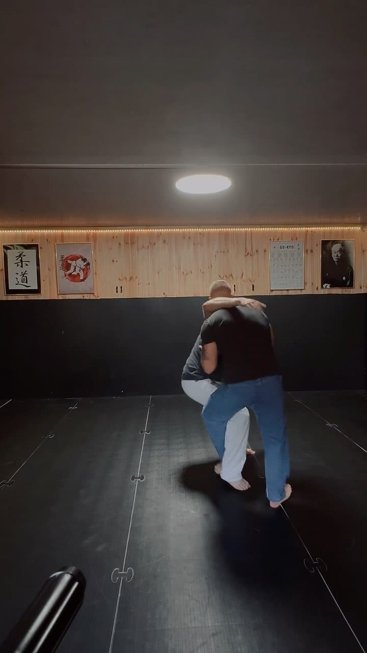 Post 3 by MGMK Brüder on Instagram (video)