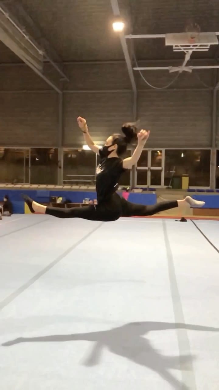 Post 10 by Tenkeri on Instagram (video)