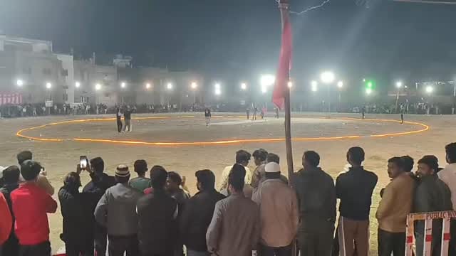 Post 2 by ©️ SHADAB HASAN OFFICIAL©️ on Instagram (video)