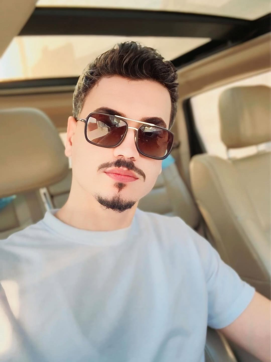 Post 1 by Ahmad Loqman on Instagram (image)