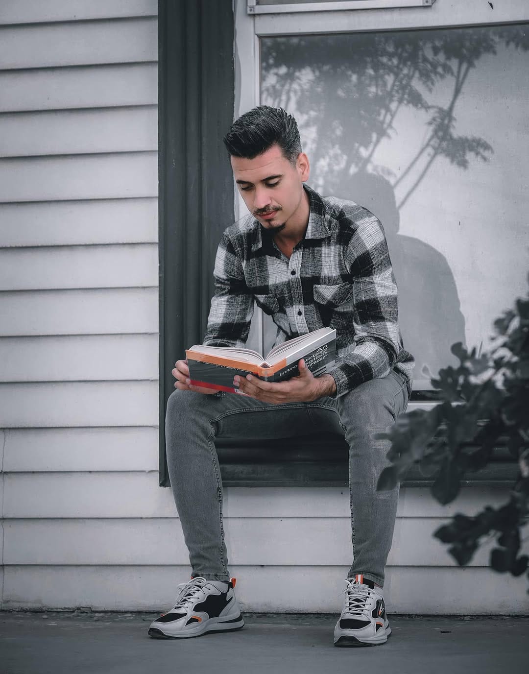 Post 5 by Ahmad Loqman on Instagram (image)