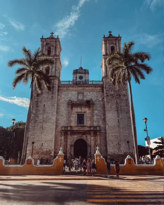 Post 2 by Manuela on Instagram (video)