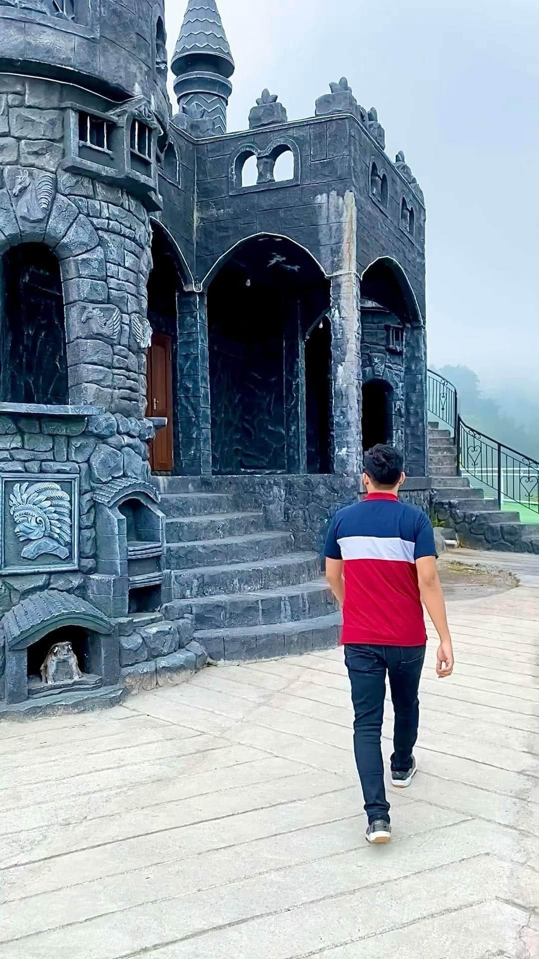 Post 6 by Anwar syariff on Instagram (video)