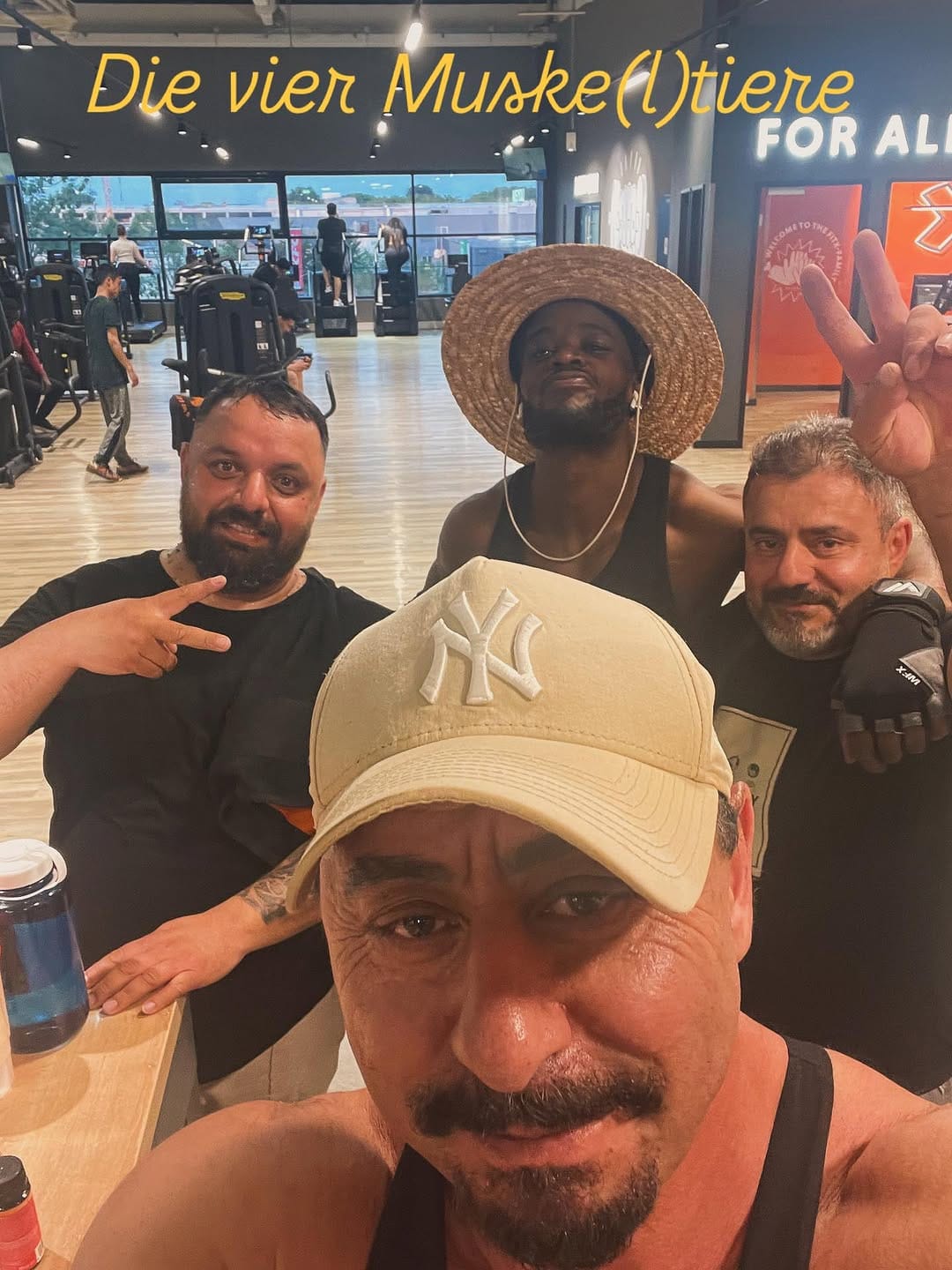 Post 10 by Uğur Akın on Instagram (image)