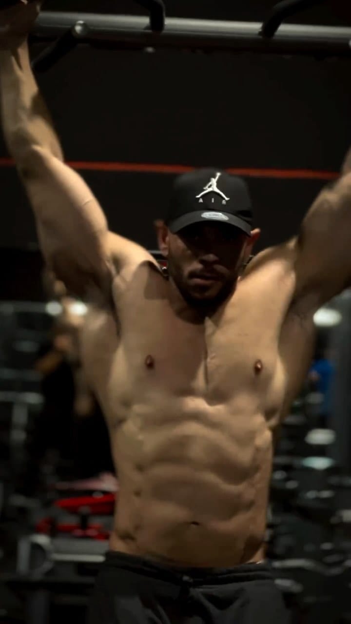 Post 5 by MOHAMED ABIRY on Instagram (video)