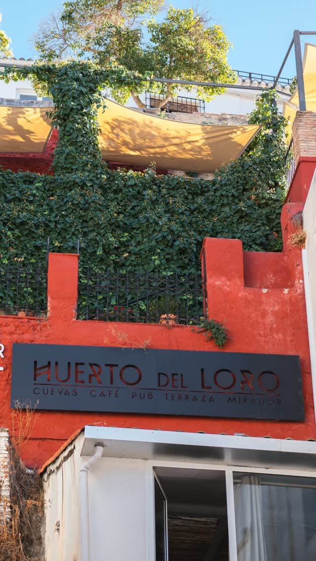 Post 4 by Huerto del Loro on Instagram (video)