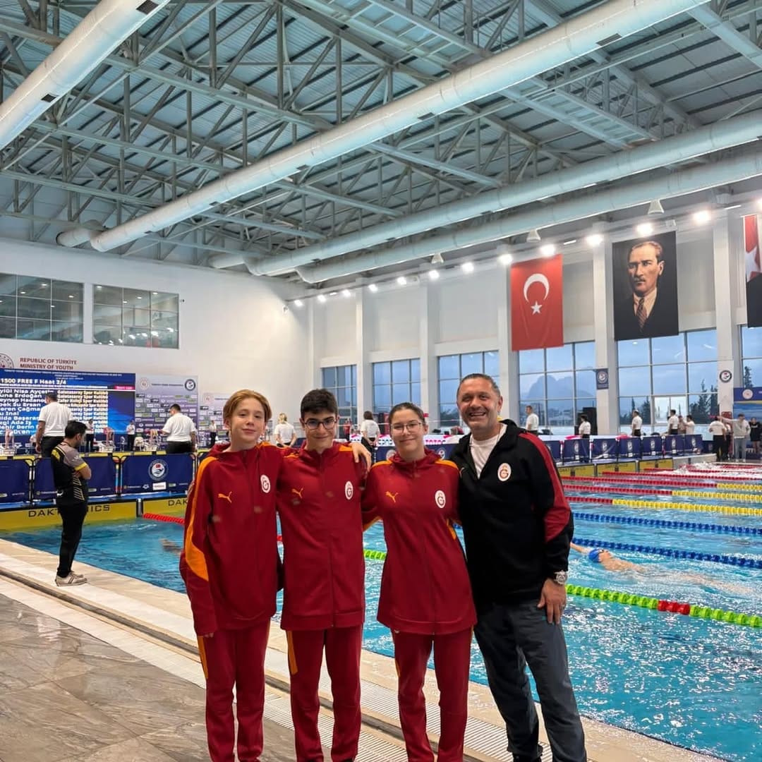 Post 3 by AKADEMİ YÜZME KULÜBÜ on Instagram (carousel)