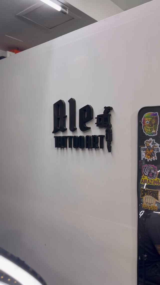 Post 7 by Ale Tattooart on Instagram (video)
