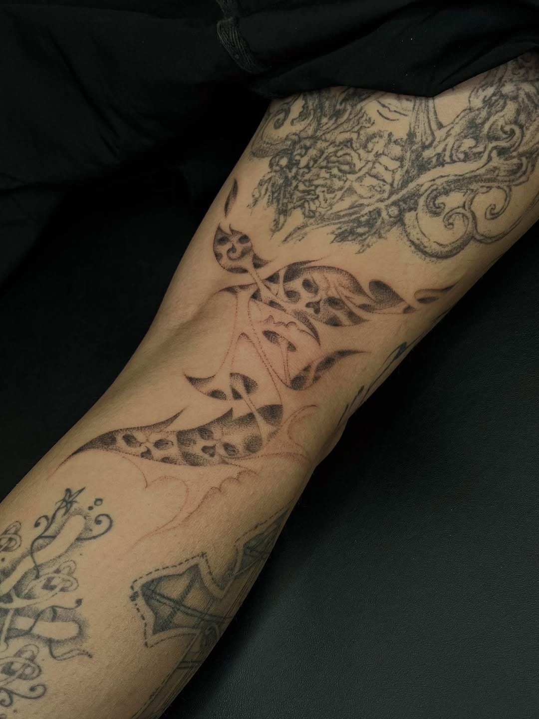 Post 4 by @tattoos4realz on Instagram (carousel)