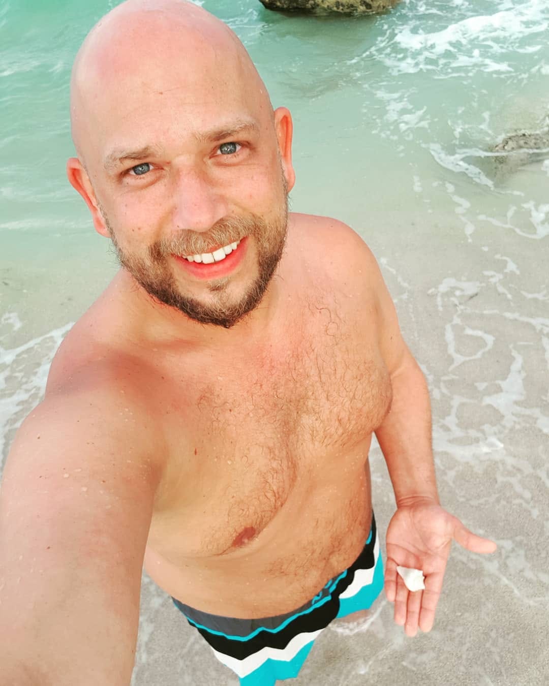 Post 1 by 🏳️‍🌈🐻🐻🏳️‍🌈🔥🔥🏳️‍🌈🐻🐻🏳️‍🌈 on Instagram (image)