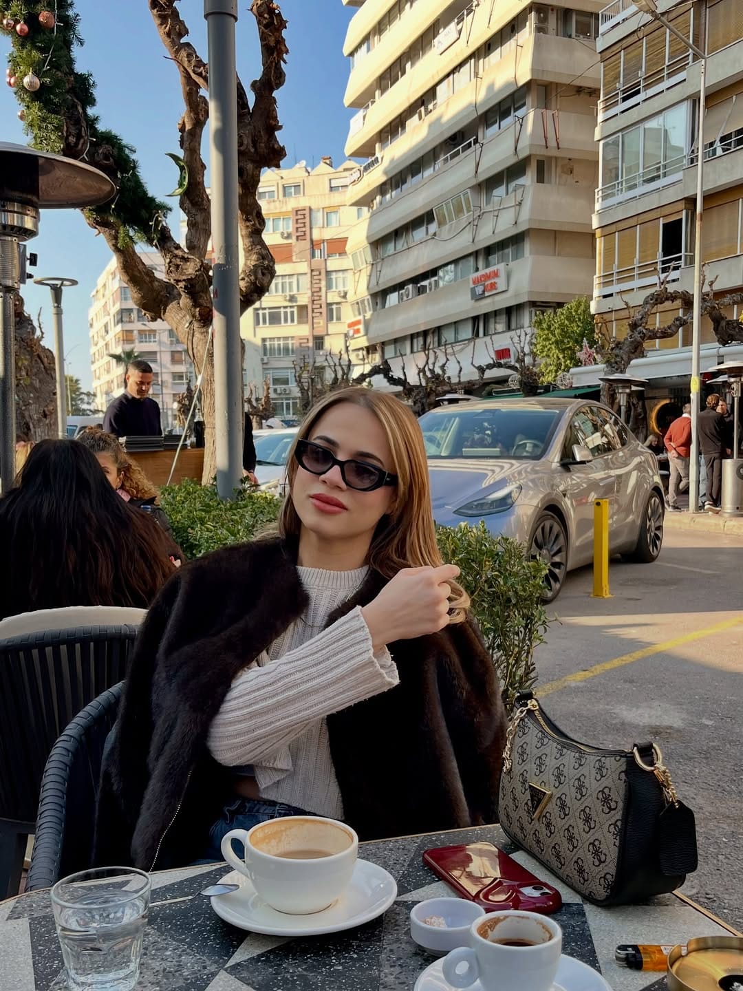 Post 1 by Cansu Akduvan on Instagram (carousel)