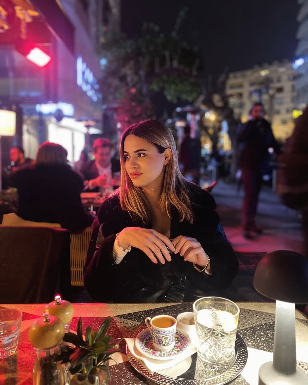 Post 6 by Cansu Akduvan on Instagram (image)