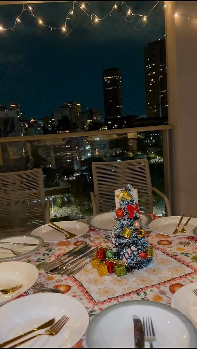 Post 4 by Natália on Instagram (video)