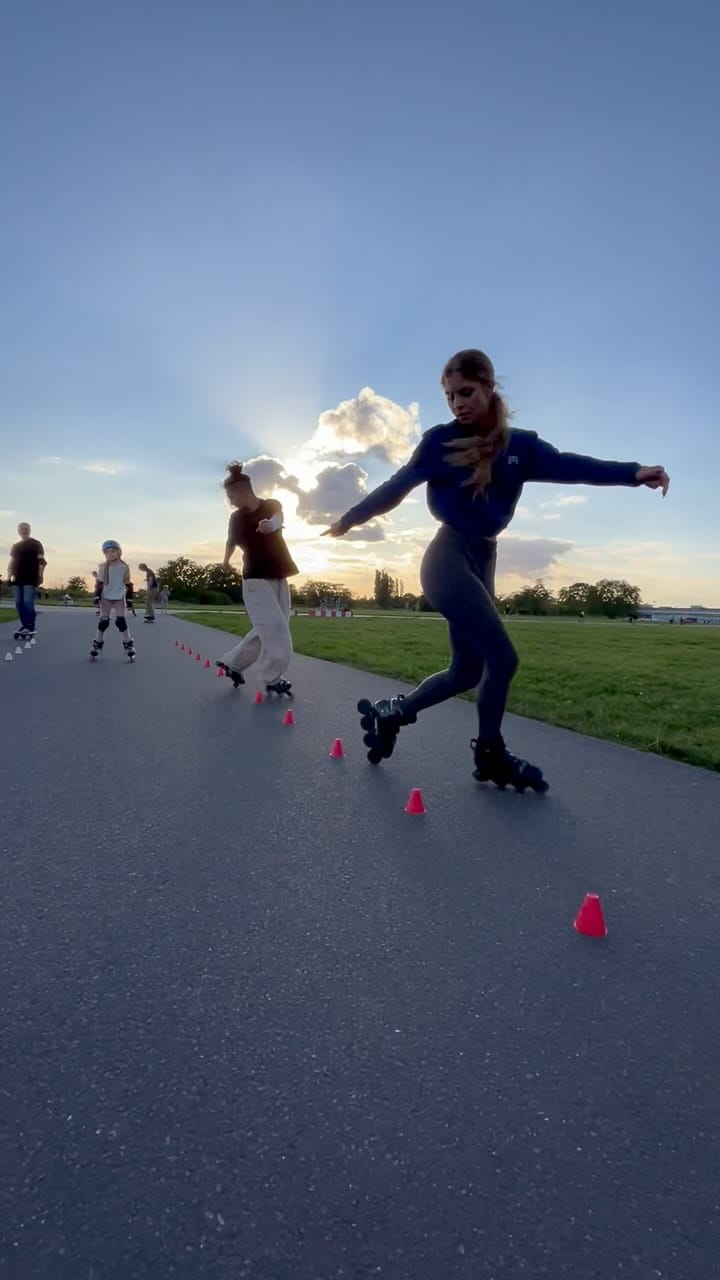 Post 9 by Daria Kuznetsova on Instagram (video)