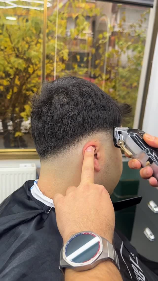Post 9 by VEYSEL MUTLU EXCLUSIVE HAİR on Instagram (video)