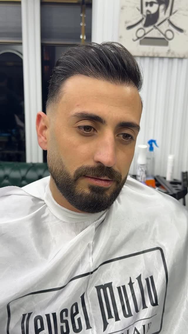Post 3 by VEYSEL MUTLU EXCLUSIVE HAİR on Instagram (video)