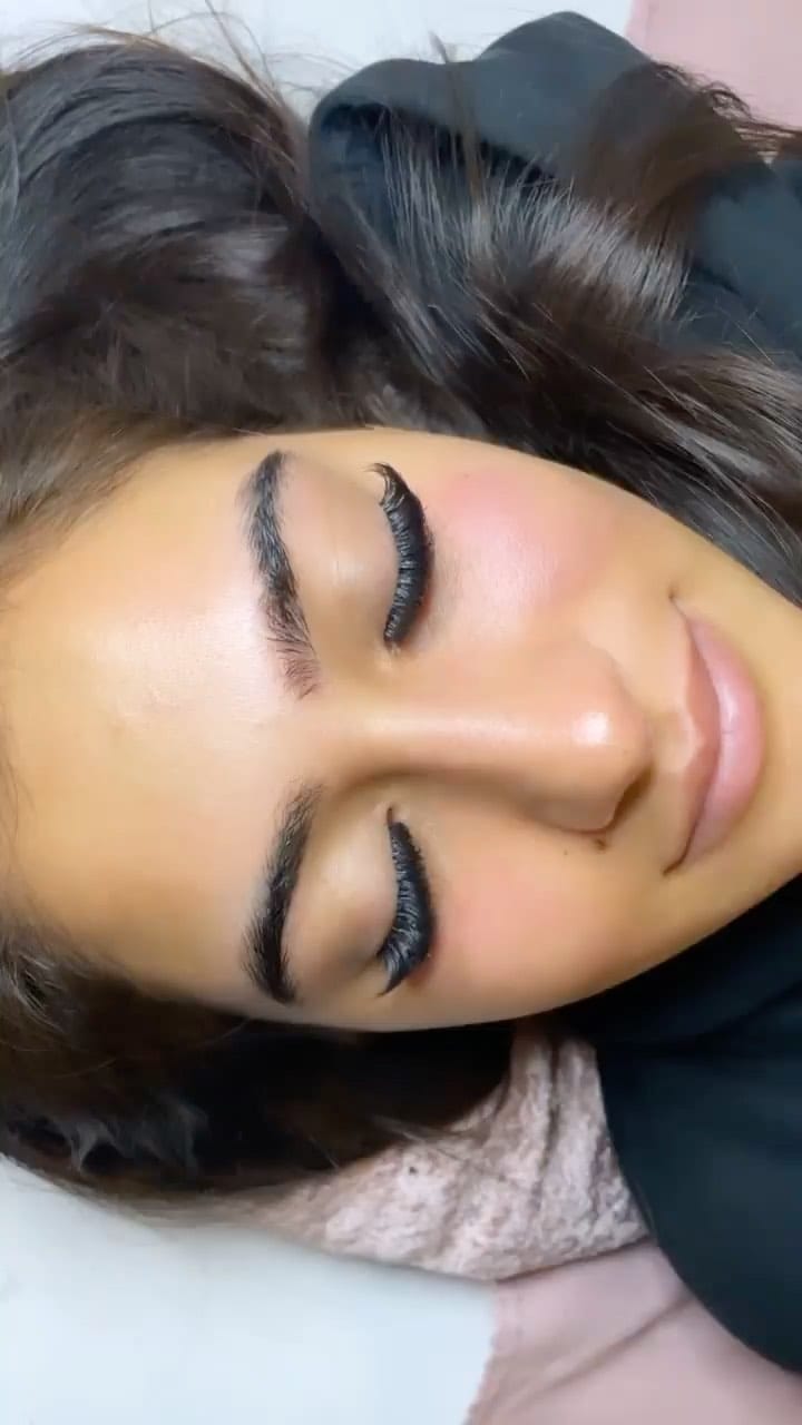 Post 10 by Adelya Beauty on Instagram (video)