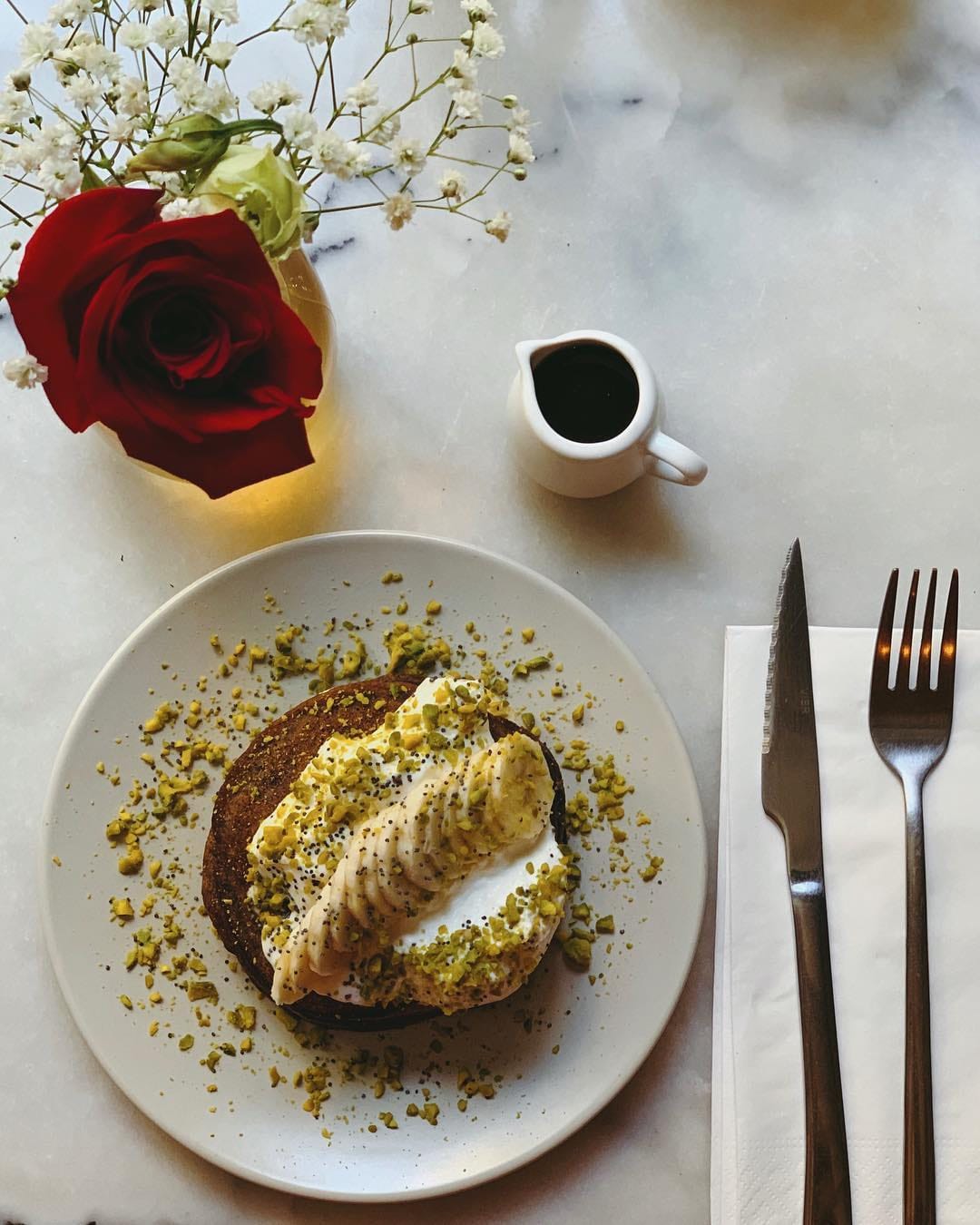 Post 4 by Bendita Helena on Instagram (image)