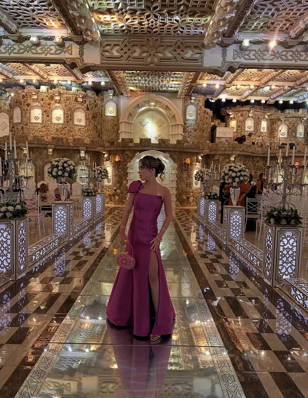 Post 9 by luana moraes on Instagram (carousel)