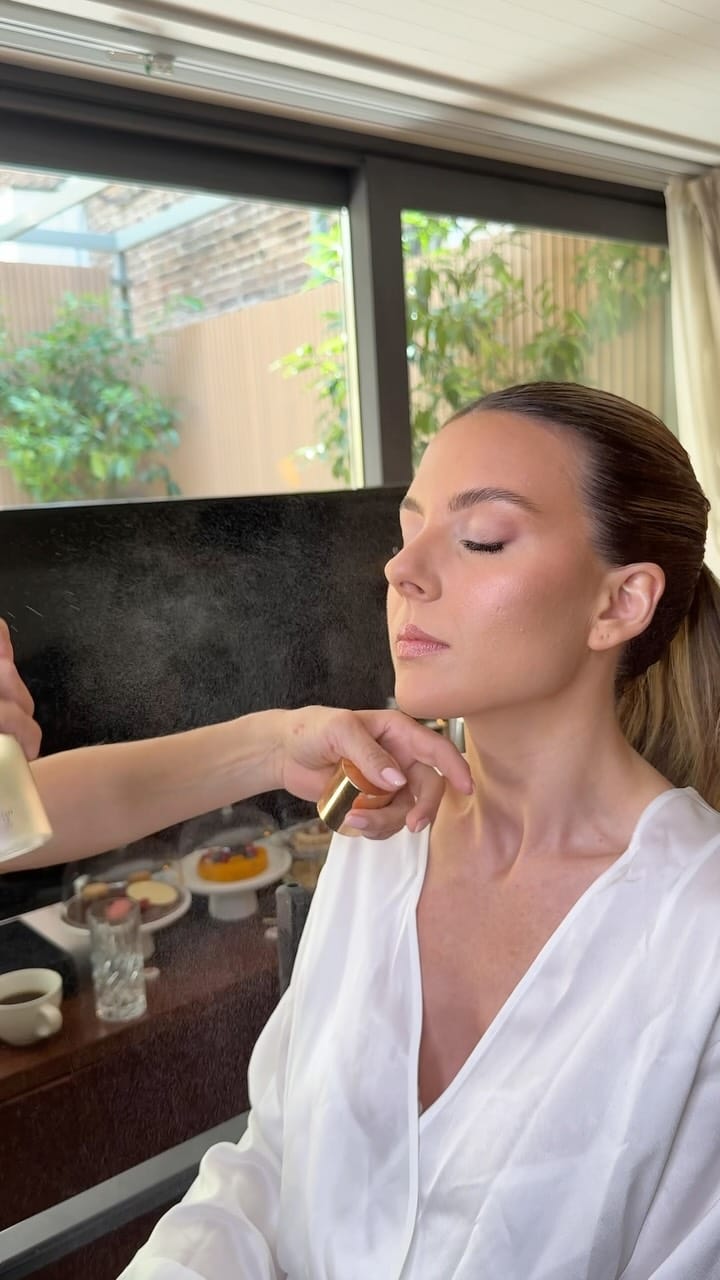 Post 8 by ILIANA VELASQUEZ | MAKEUP ARTIST on Instagram (video)